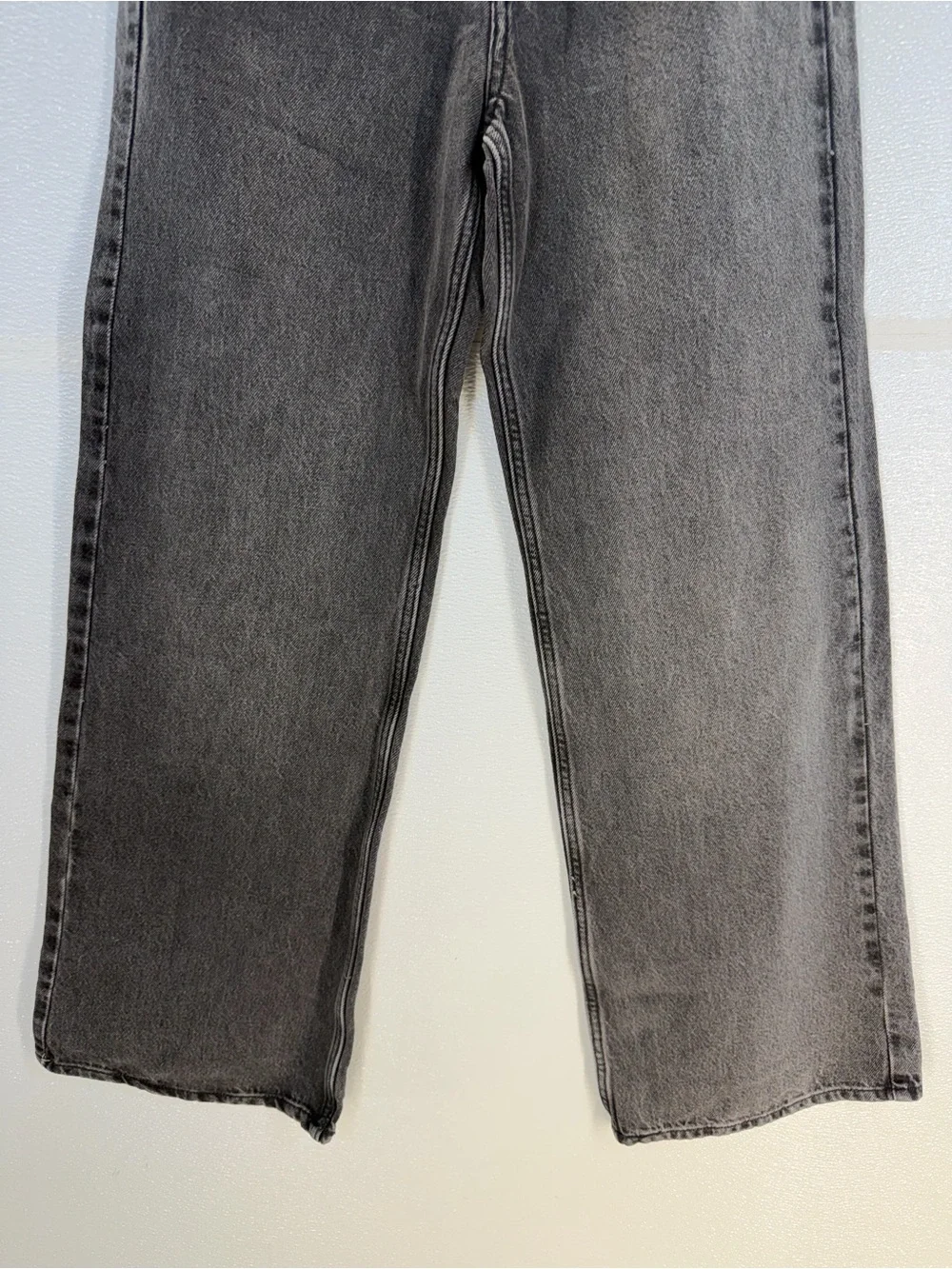 H&M Wide Leg High Waist Jeans‎ US 4 Gray Wash Full Length NWT